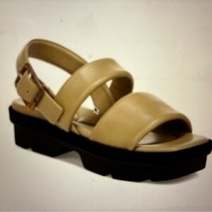 Worn ONCE! VINCE Bowie Slingback Platform Sandals! (8.5)